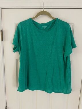 NWT Eileen Fisher Short Sleeve Linen Tee in Emerald Green